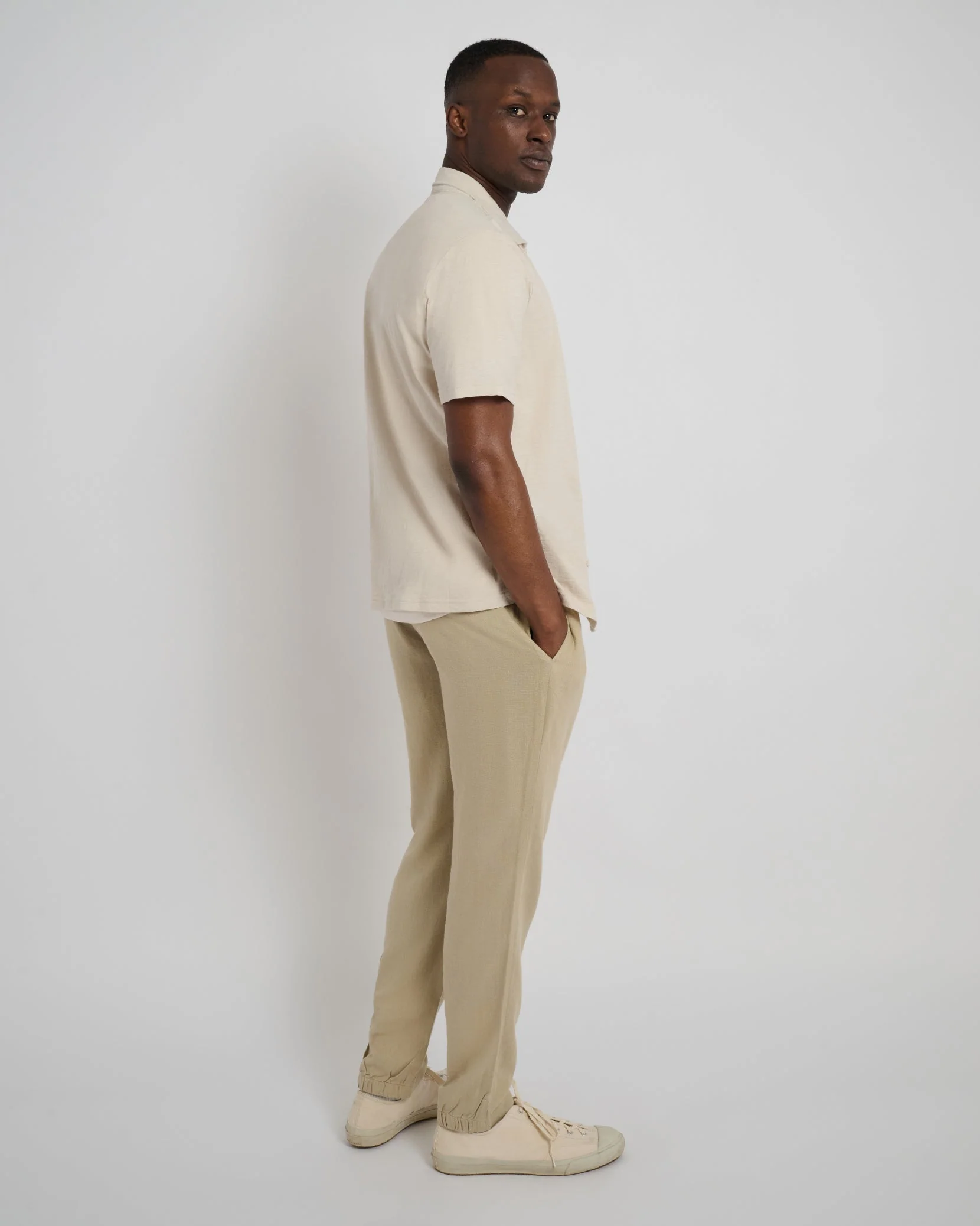 Mens | Slub Short Sleeve Button-up Shirt | Stone - Image 5