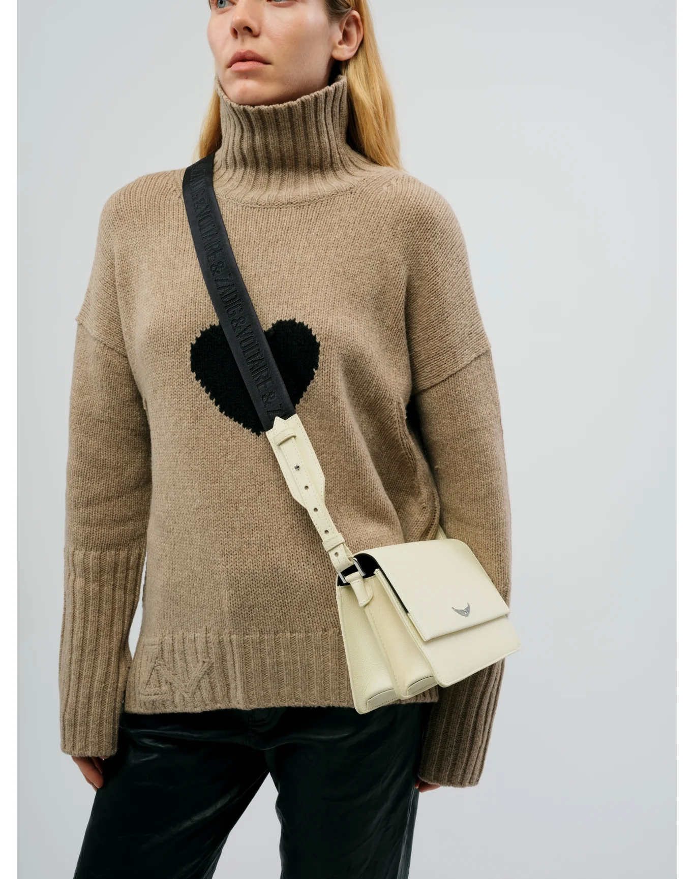 Lolita Wings Grained Leather Bag | Flash - Image 6