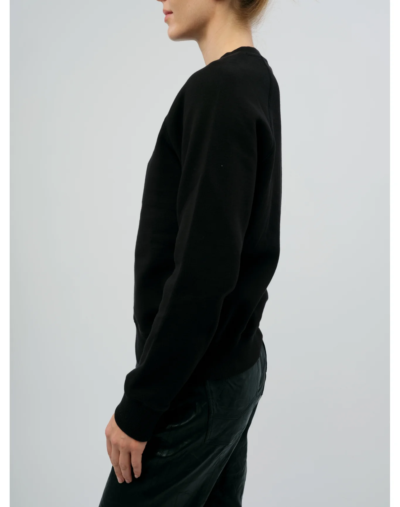 Upper Mo Give Me Love Sweatshirt | Black - Image 4